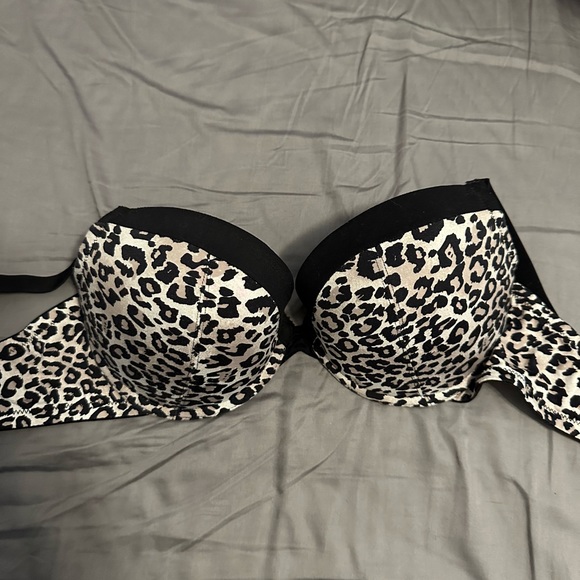 Brassière intiments - Picture 1 of 3